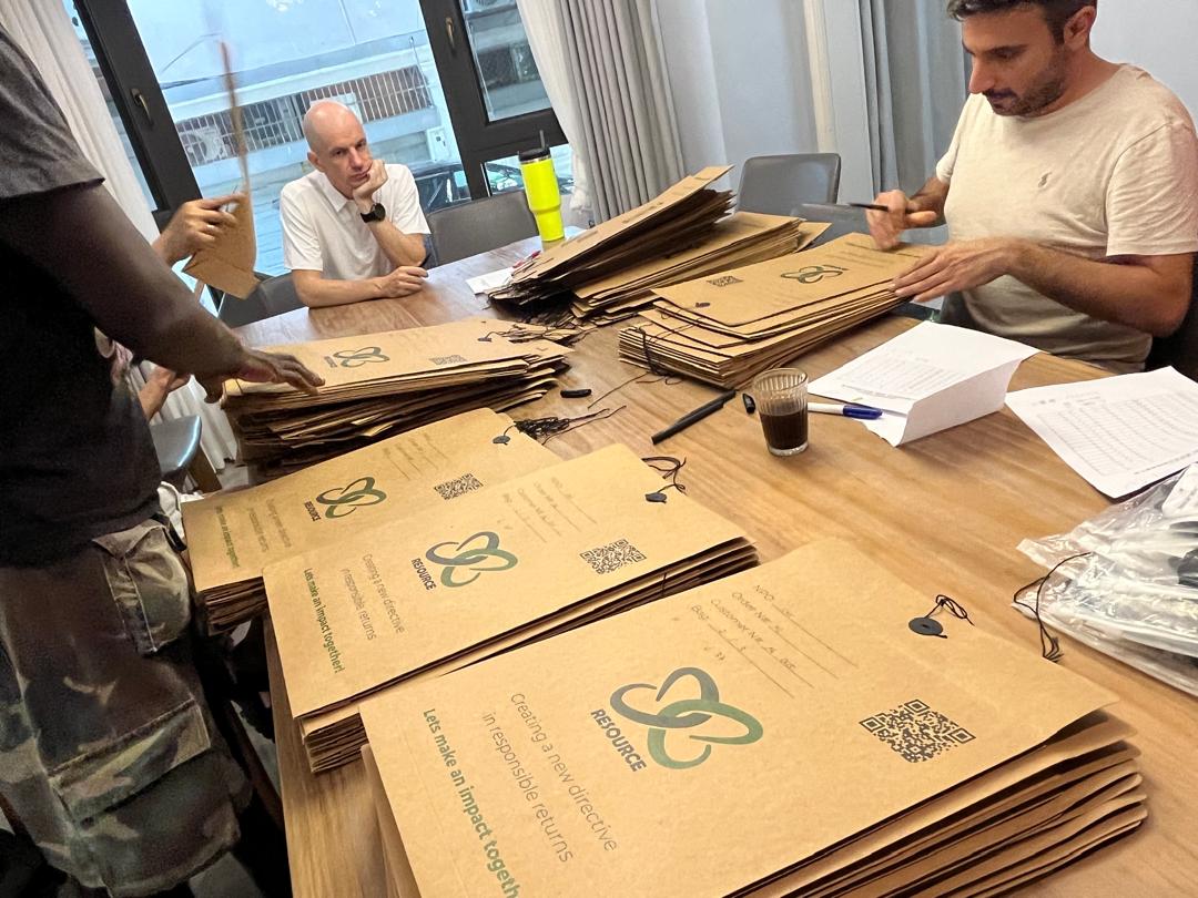 Envelopes and boxes with volunteers